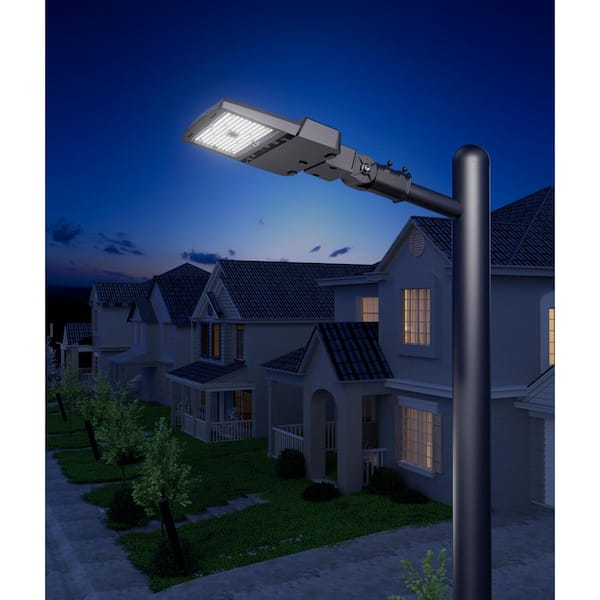 19200 Lumens 150W Integrated LED Bronze Dusk to Dawn Floodlight Photocell Pole IP65 Arm Mount Parking Lot Area Light