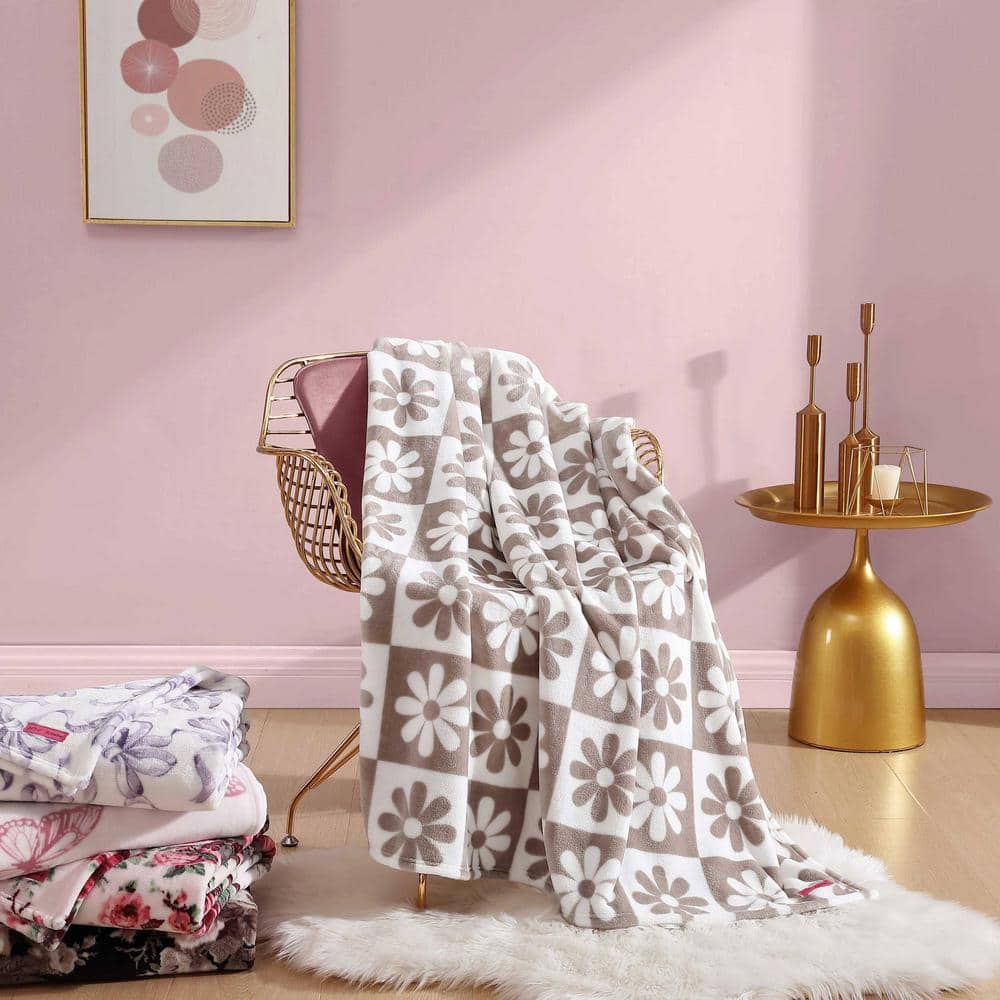 Twin Beige and White Fleece Reversible Blanket