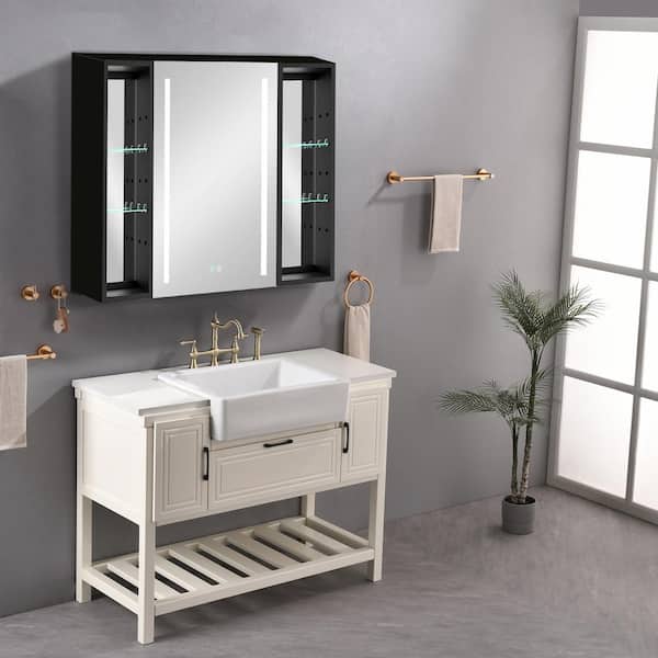 https://images.thdstatic.com/productImages/e694e51a-5afa-44ae-92d6-025ad791386b/svn/black-interbath-medicine-cabinets-with-mirrors-itbmcm4030ze2-e1_600.jpg