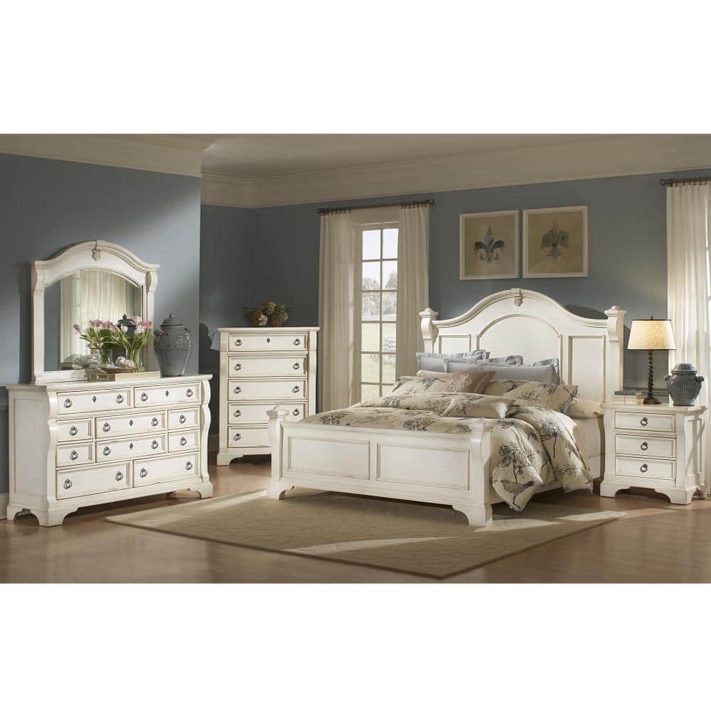 Heirloom Antique White 3-Drawer Nightstand with Pewter Handles
