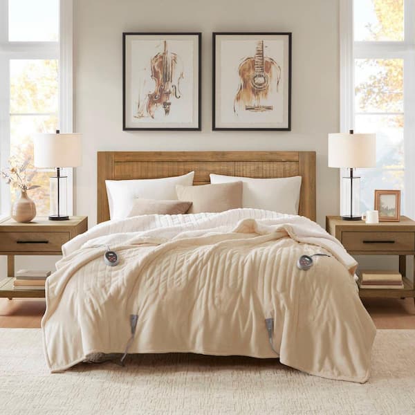 Woolrich Heated Plush to Berber Tan Polyester King Electric Blanket