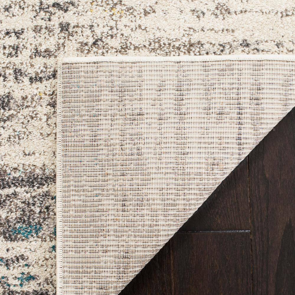 Elsdon 9' Round Grey Floral Synthetic Area Rug