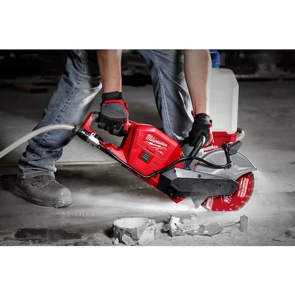 Milwaukee - M18 FUEL ONE-KEY 18V Lithium-Ion Brushless Cordless 9 in. Cut Off Saw Kit W/(2) 12.0Ah Batteries & Rapid Charger