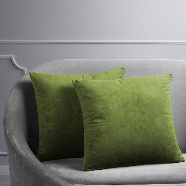 Exclusive Fabrics & Furnishings Signature Basque Green Velvet Cushion Cover - 18 in. W x 18 in. L (Pair)
