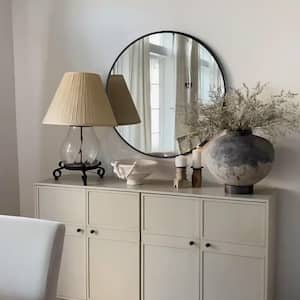 24 in. W x 24 in. H Medium Round Aluminum Frame Wall Mounted Wall Mirror Vanity Mirror