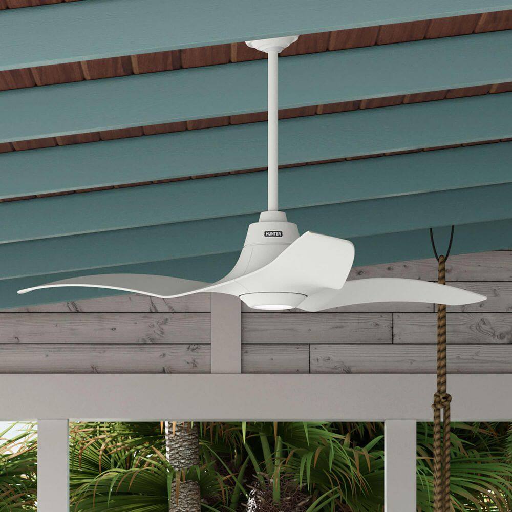 Hunter 60 inch Arwen ENERGY STAR Matte White Damp Rated Ceiling Fan with LED Light Kit and Handheld Remote price history on PriceWatchPro