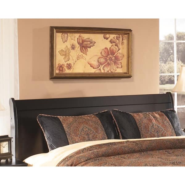 Signature DESIGN BY ASHLEY Huey Vineyard Black Queen Sleigh Headboard