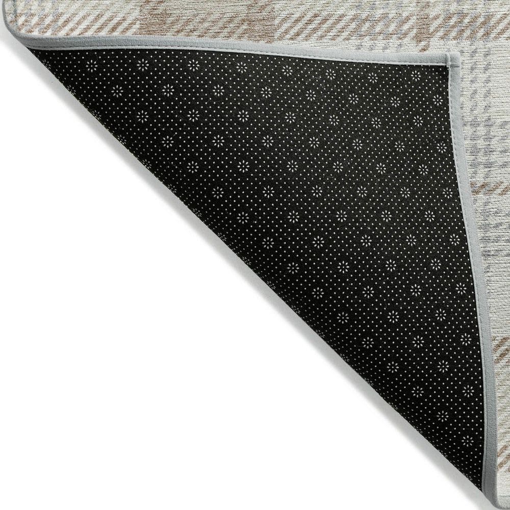 Chantille Linen and Synthetic Round Plaid Washable Rug