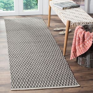 Montauk Ivory/Black 2 ft. x 8 ft. Interlaced Multi-Diamond Geometric Runner Rug