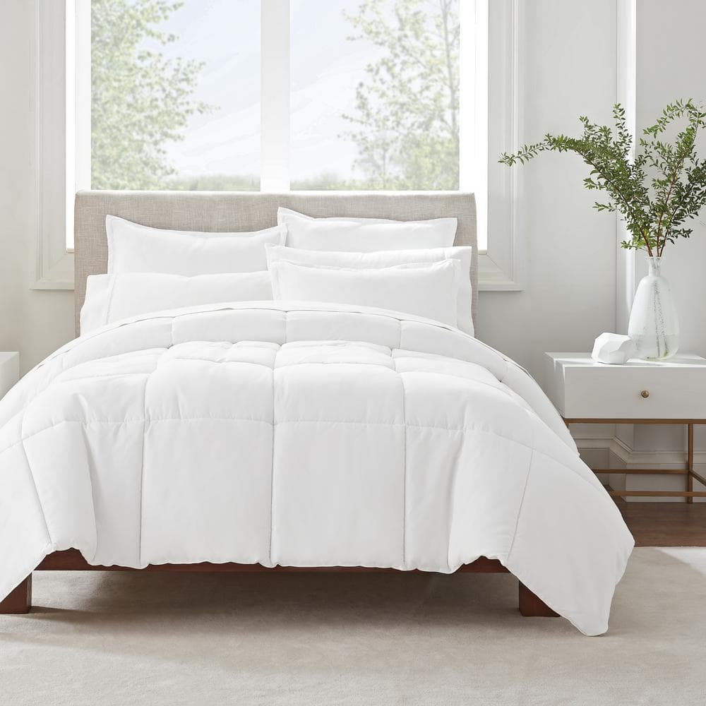 Serta Simply Clean Antimicrobial Pleated 3 Piece Comforter Set (White - Full - Queen)