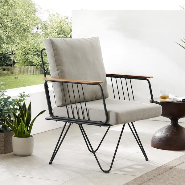 Walker Edison Furniture Company Black Hairpin Leg Metal Mid Century Modern Outdoor Lounge Chair with Sandstone Cushion