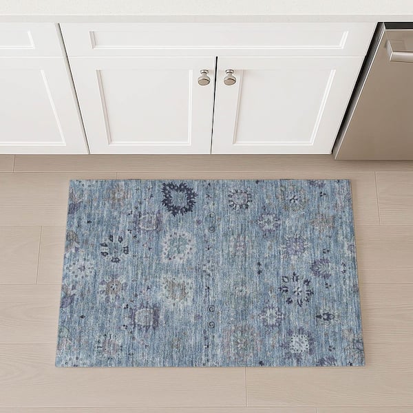 Chantille Machine Washable Indoor/Outdoor Abstract ACN2289 Denim 2 ft. x 3 ft. Accent Rug