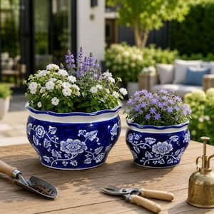 Liv & Skye Blue Sky Ceramic Striped Planter (6 in. W x 4 in. H