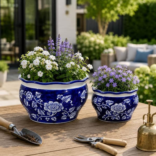 6 in. and 8 in. Blue Ceramic Round Chinoisere Planters Decorative Pots (Set of 2)