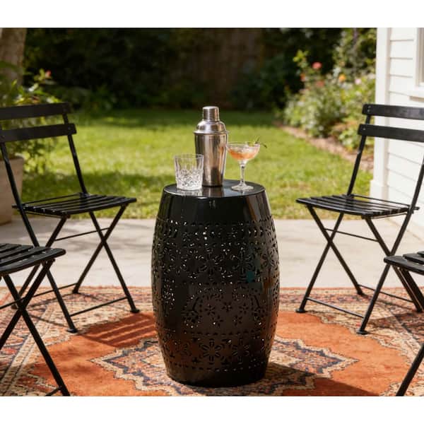 Black Metal Outdoor Side Table Barrel Shape Accent Table with No