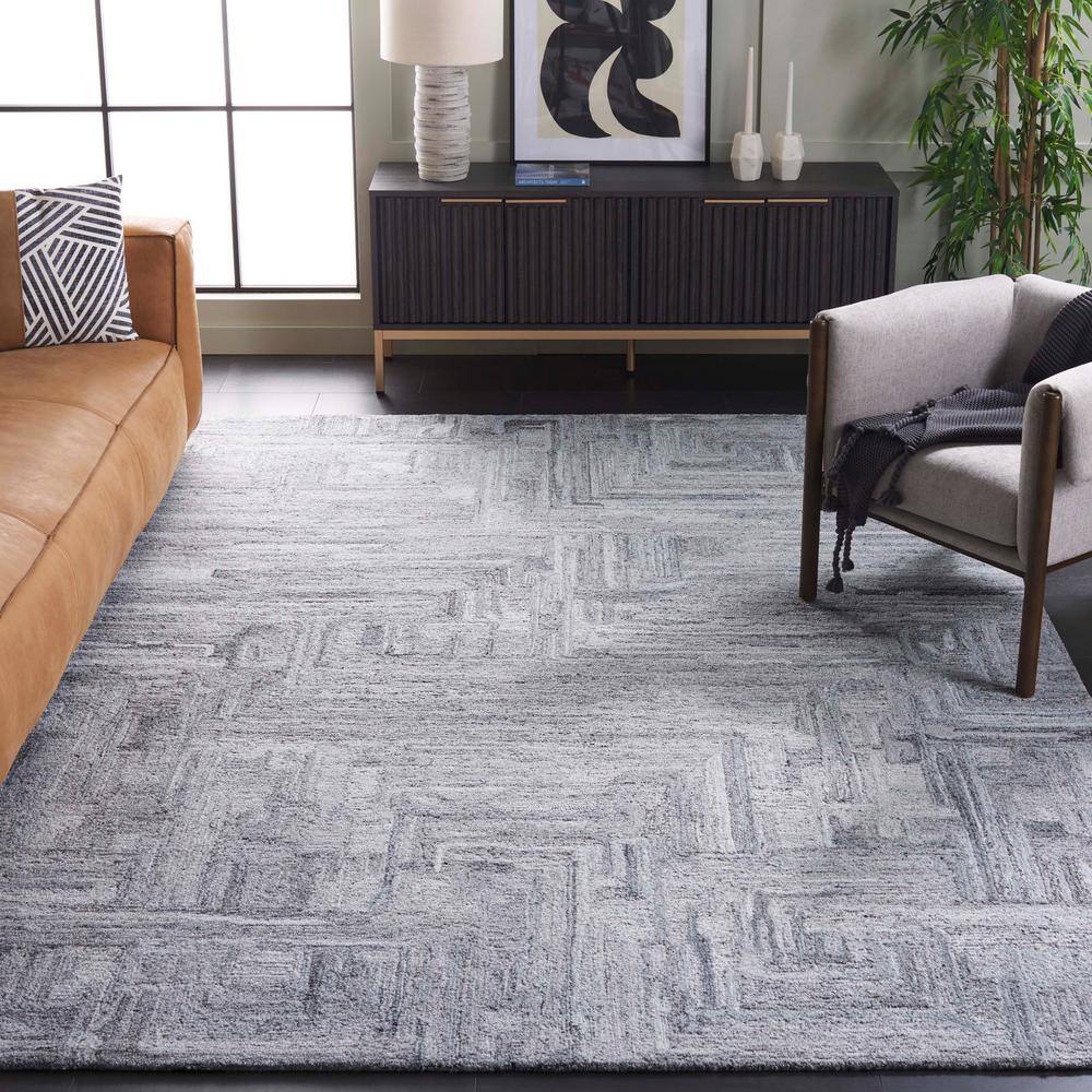 Gray Abstract Handmade Wool and Cotton Area Rug, 5' x 8'