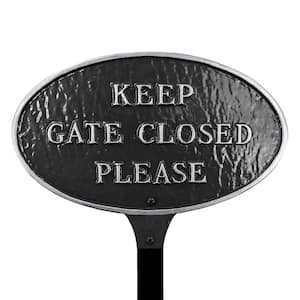 Keep Gate Closed Please Small Oval Statement Plaque with Lawn Stake Black/Silver