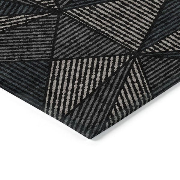 Black, Charcoal, Gray 10 ft. x 14 ft. Woven Geometric Polyester Rectangle Indoor/Outdoor Area Rug