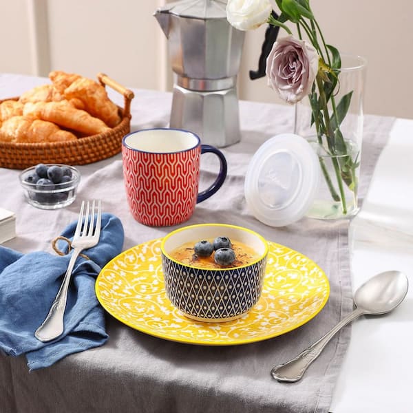 Assorted Color Ceramic Ramekins Portion Cup Lid with Silicone Lids Food Storage for 8oz Cups Souffle Baking (Set of 6)