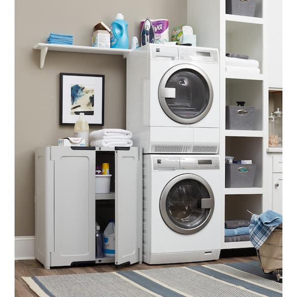 Resin Freestanding Garage Base Cabinet in Light Grey (30 in. W x 36 in. H x 19 in. D)