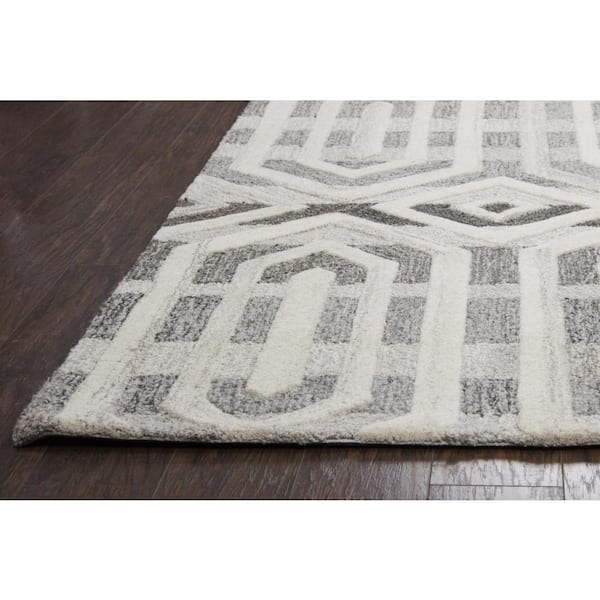 Makalu Gray/Ivory 8 ft. x 10 ft. Geometric Area Rug