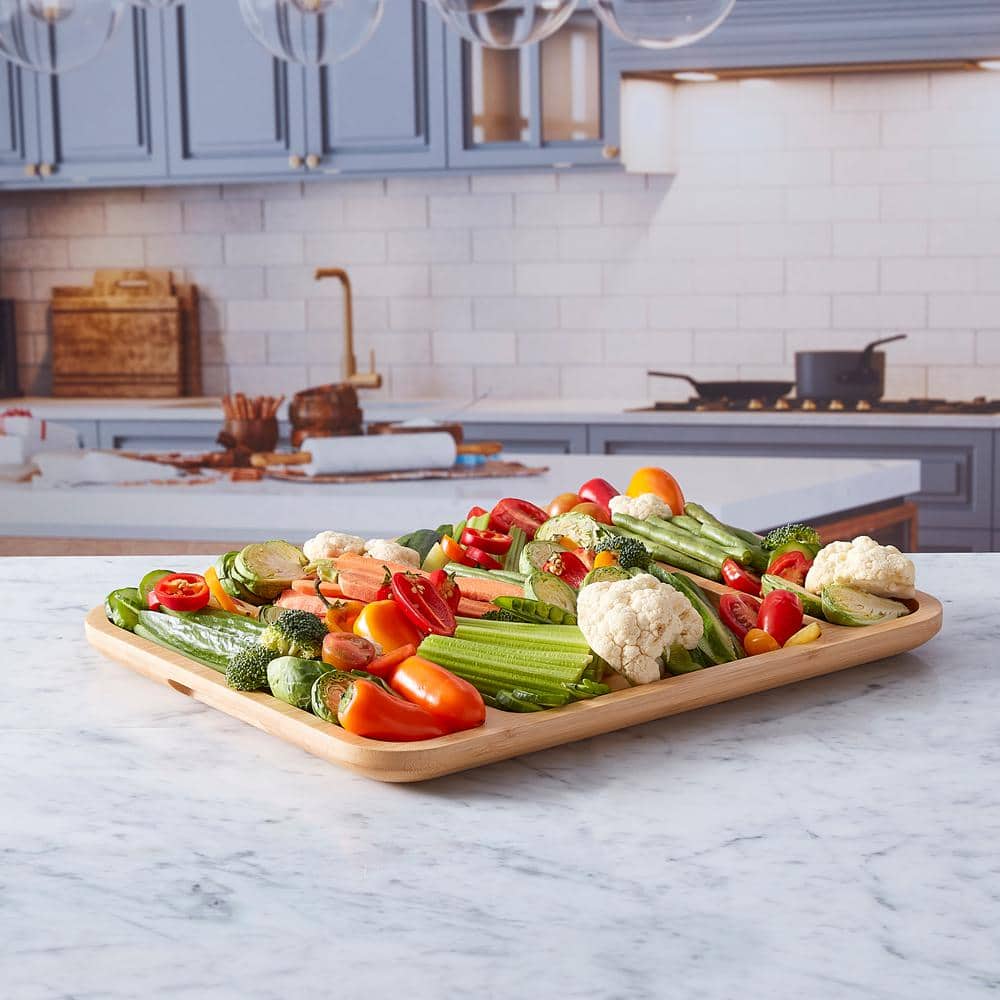 Bamboo Charcuterie Board with Clear Locking Lid and Compartments