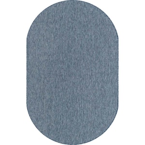 Outdoor Solid Blue 5 ft. x 8 ft. Oval Area Rug
