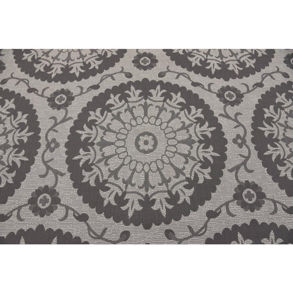 Gray Abstract Easy-Care Synthetic Outdoor Rug 9' x 12'