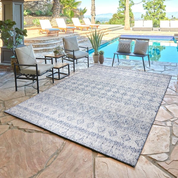 Tropea Darcy Light Blue 6 ft. x 9 ft. Global Indoor/Outdoor Area Rug