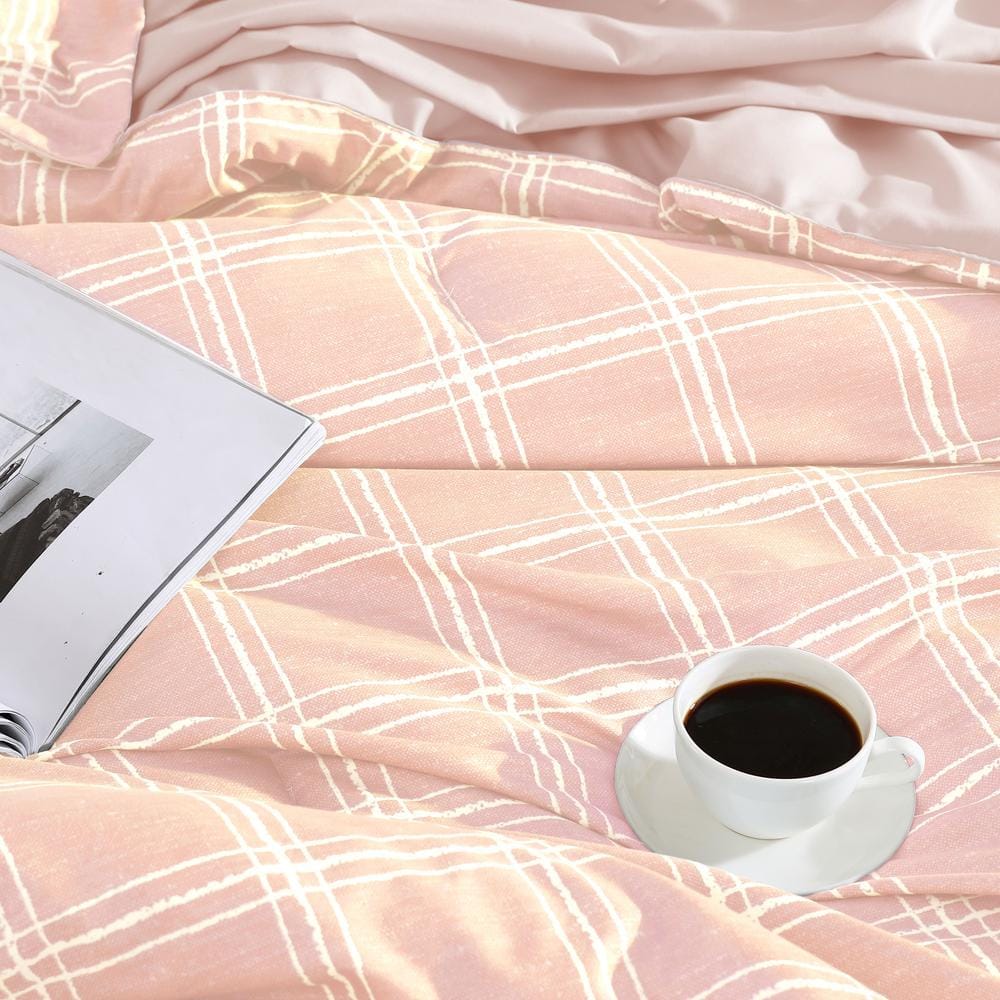 Full Pink Microfiber Reversible Bed-In-A-Bag Set