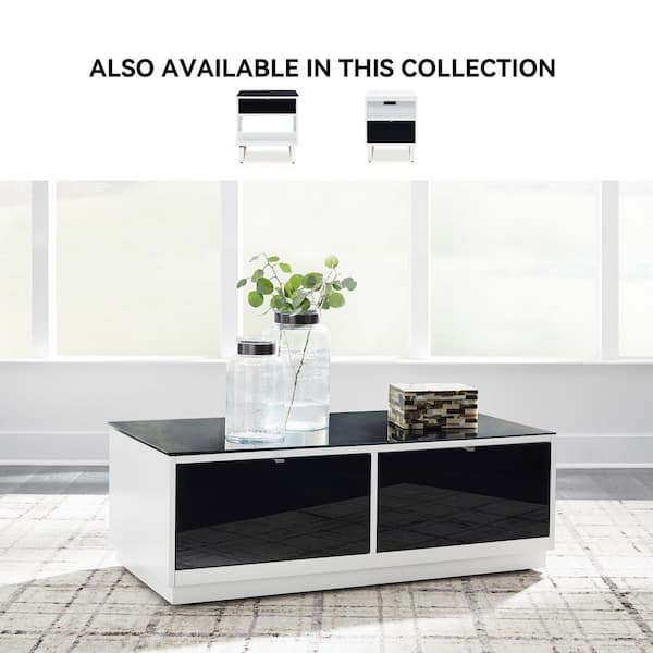 Signature DESIGN BY ASHLEY Gardoni 47 in. Black/White Rectangle