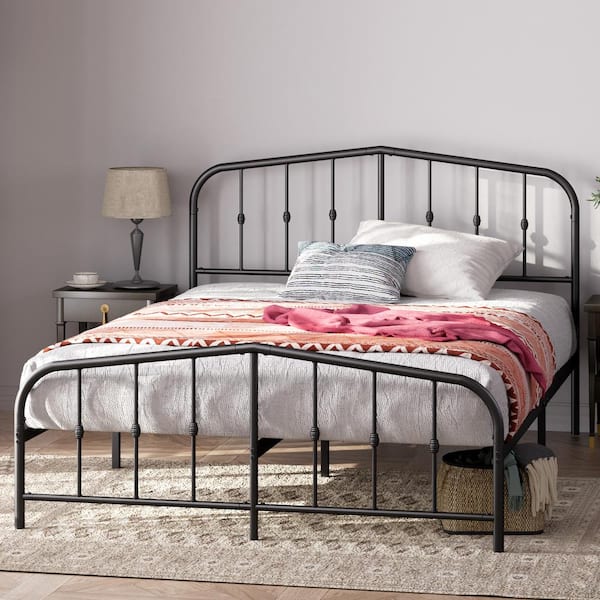 Zinus Clara Black Metal Frame Queen Platform Bed Frame
