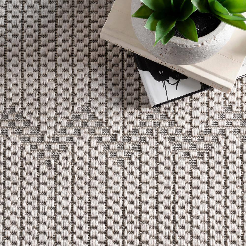 Lowen Global Geometric Light Gray Indoor/Outdoor Area Rug, 3'6" x 5'