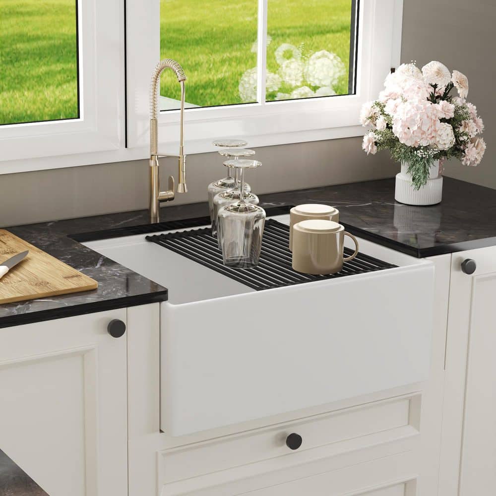 DEERVALLEY 24 in. Farmhouse Single Bowl White Fireclay Workstation