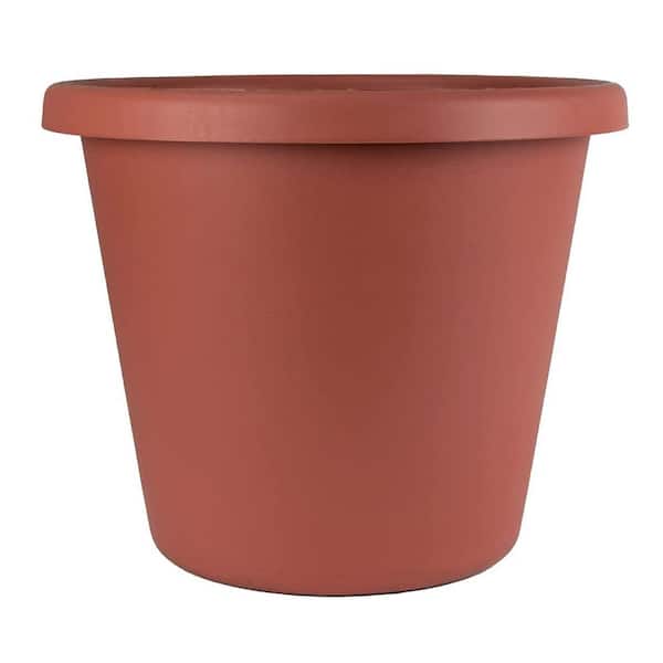 THE HC COMPANIES 15.50 in. L x 15.50 in. W x 12.75 in. H Brown Plastic Indoor Outdoor Classic Pot Planter