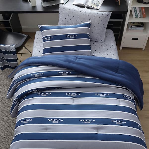 Nautica 7 Piece Full Comforter Set good