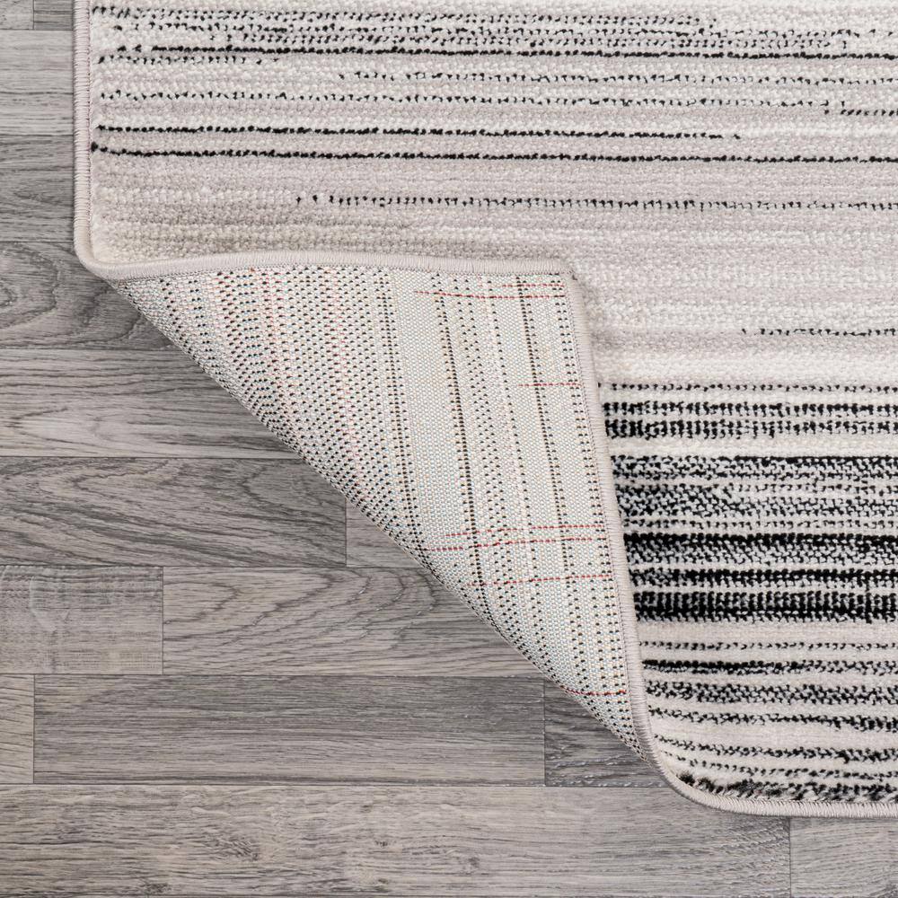 Austin Gradient Striped Gray and Black 5 x 8 Area Rug