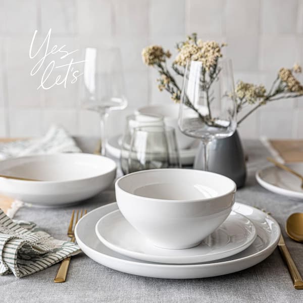 Over and Back Coupe 16-Piece Glossy White Hand-Finished Porcelain