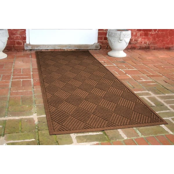 Waterhog Diamonds 35 in. x 100 in. PET Polyester Indoor Outdoor Runner Dark Brown