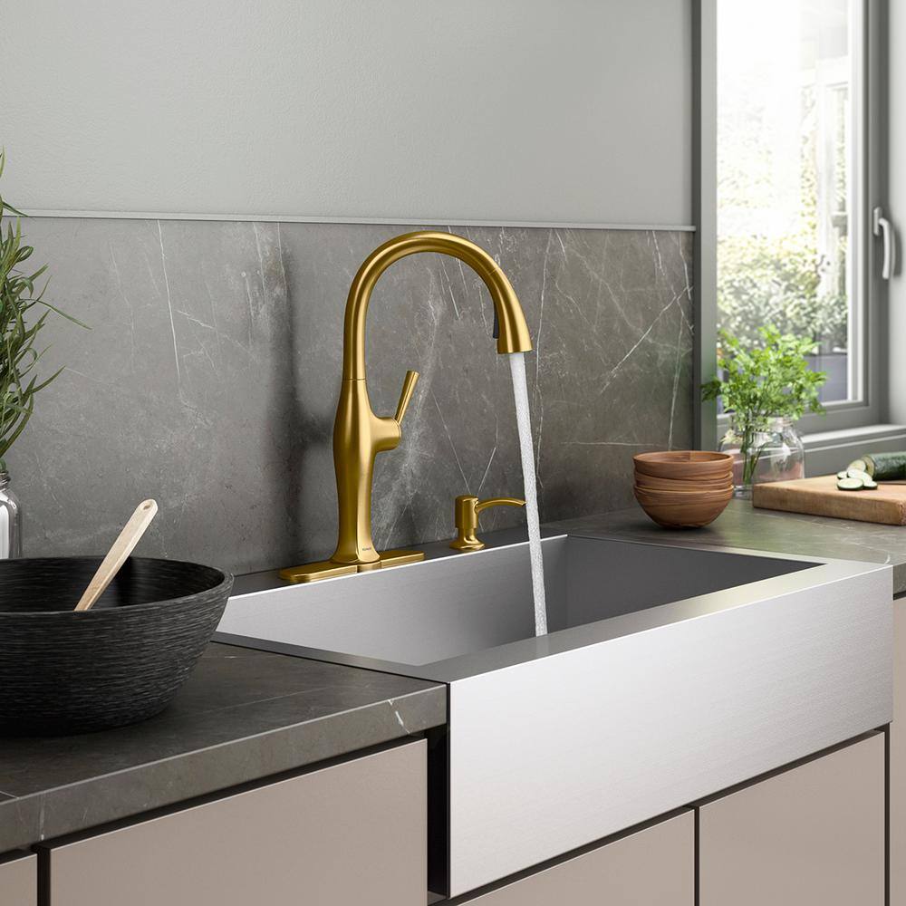 Vibrant Brushed Brass Single-Handle Pull Down Kitchen Faucet