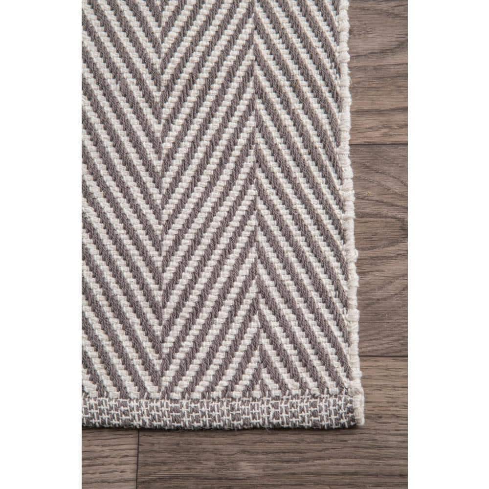Gray Striped 3' x 5' Handwoven Cotton Area Rug