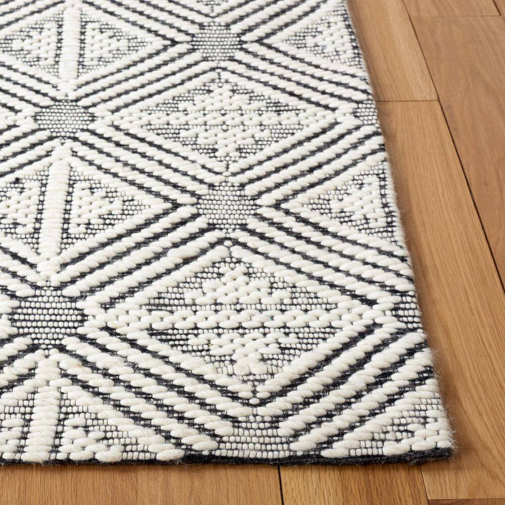 Black Geometric Handmade Wool 8' x 10' Area Rug