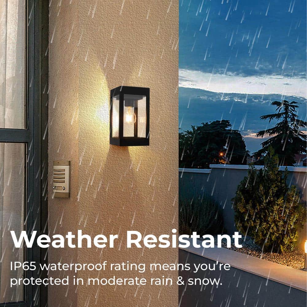 Black Aluminum Solar-Powered Outdoor LED Wall Sconce