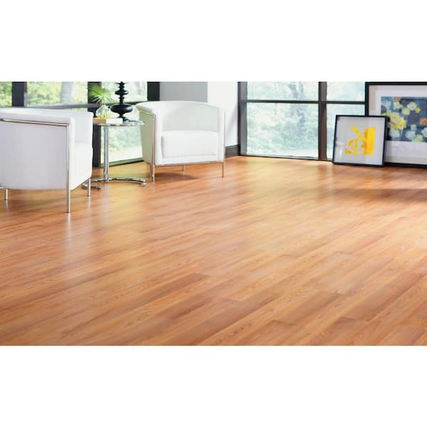 TrafficMaster Glentown Oak 7 mm Thick x 7-5/8 in. Wide x 54-3/8 in