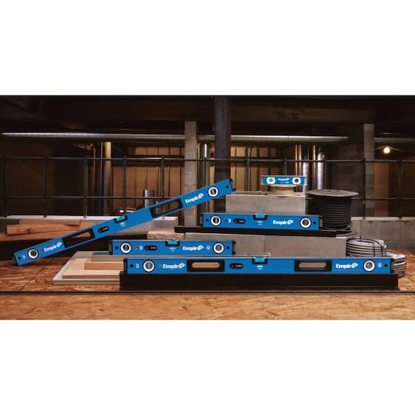 Milwaukee 72 in. Box Beam Level With 12 in. Laser Etched Aluminum