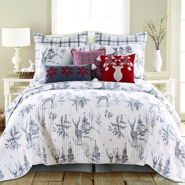Villa Lugano Sleigh Bells Grey Woodland/Plaid Cotton Front/Microfiber Back Twin/Twin XL Quilt
