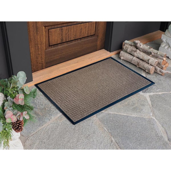 Envelor 2-ft x 3-ft Grey Half-round Indoor or Outdoor Decorative Door Mat  in the Mats department at