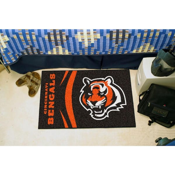 FANMATS NFL Cincinnati Bengals Photorealistic 20.5 in. x 32.5 in Football  Mat 5693 - The Home Depot
