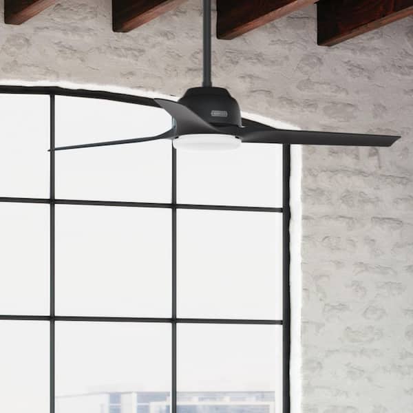 Hunter Gallegos 52 in. Matte Black Indoor/Covered Outdoor Ceiling Fan with LED Light Kit and Wall Control