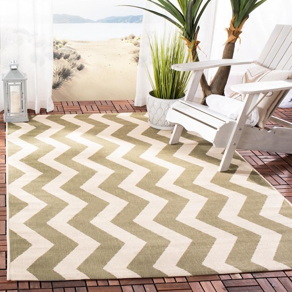 Courtyard Green/Beige Doormat 2 ft. x 4 ft. Geometric Indoor/Outdoor Patio Area Rug
